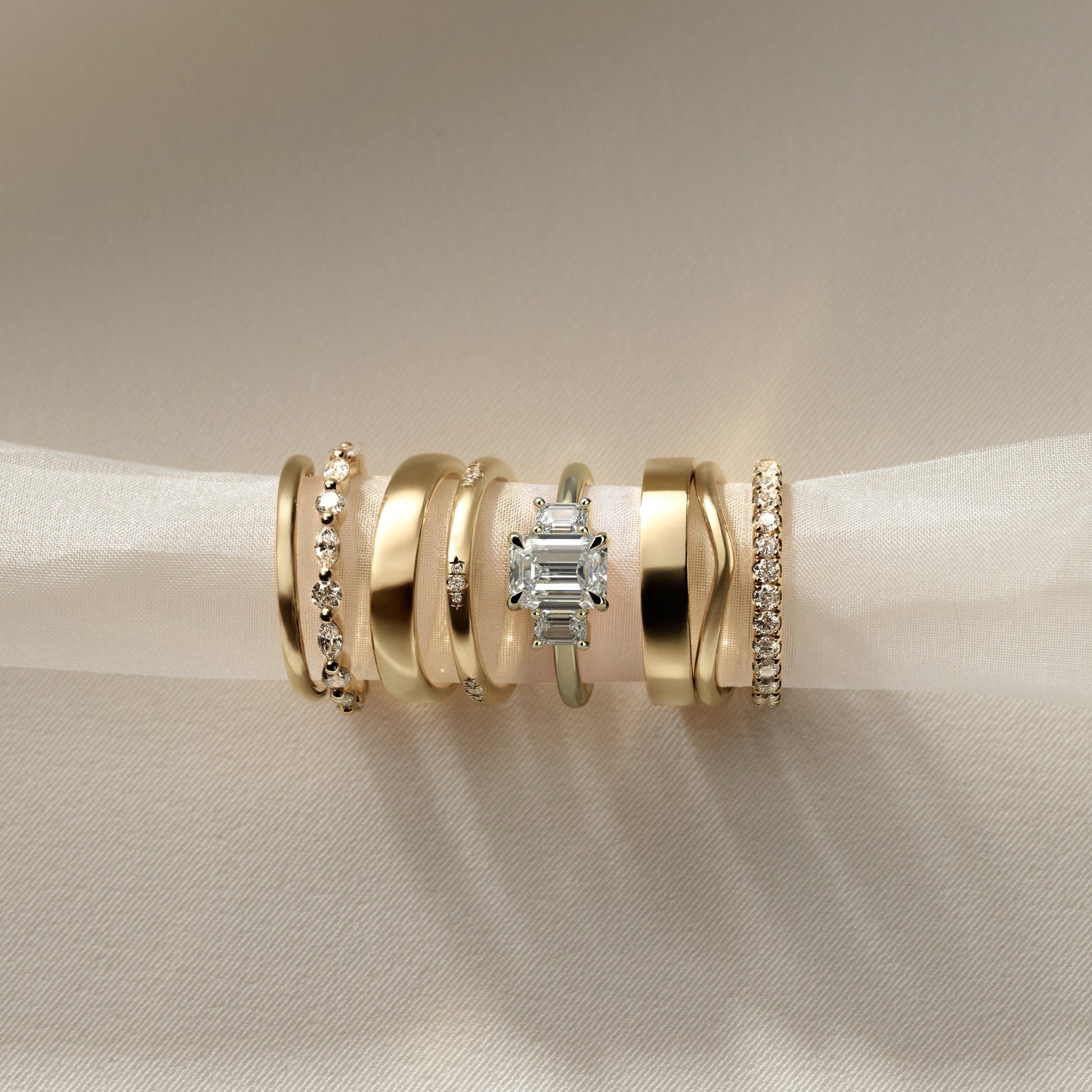 CUJ063
